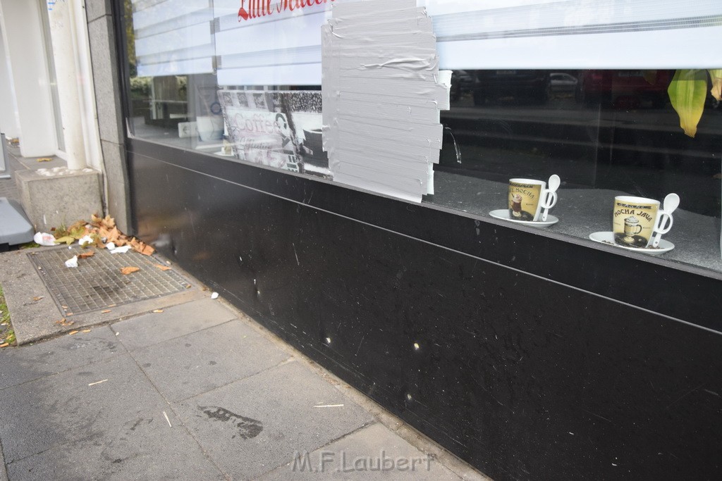 Schussabgaben Koeln Ostheim Frankfurterstr P19.JPG - Miklos Laubert